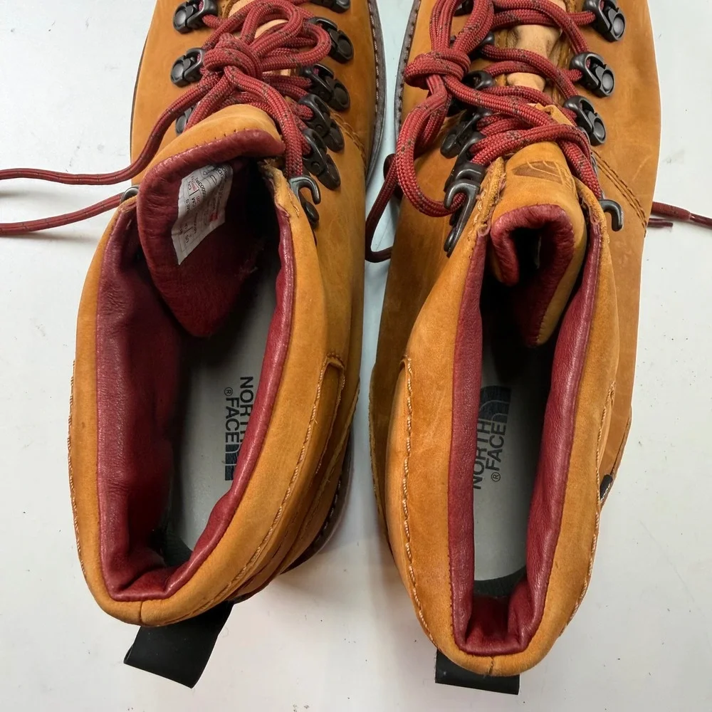 The North Face Ballard 6